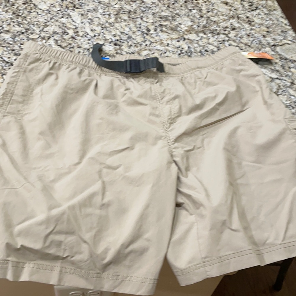 Columbia shorts